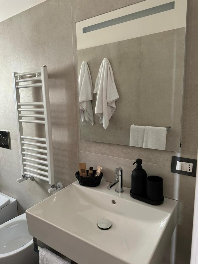 Home J&J Bari Extérieur photo